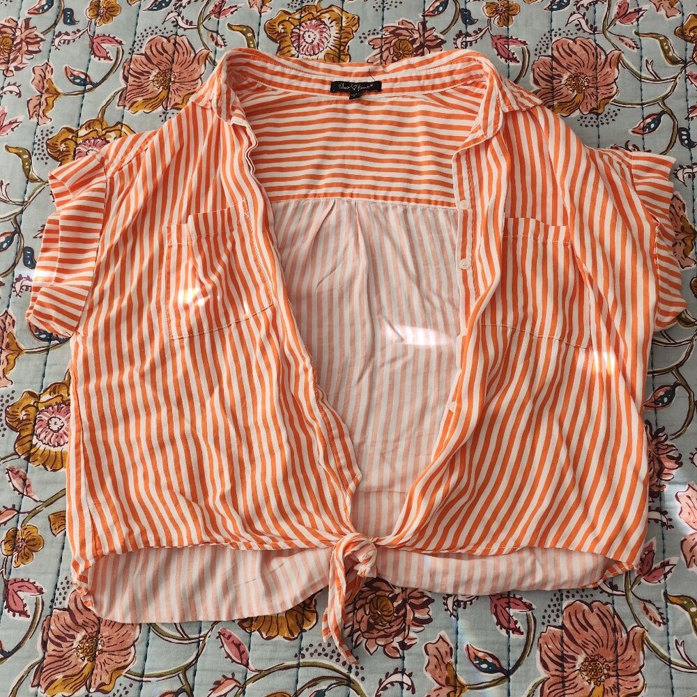 Velvet Heart Woman’s Button Up